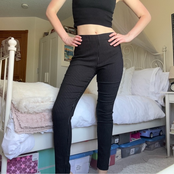 who what wear black and white pinstripe mid-rise straight leg trouser pants - Picture 1 of 13